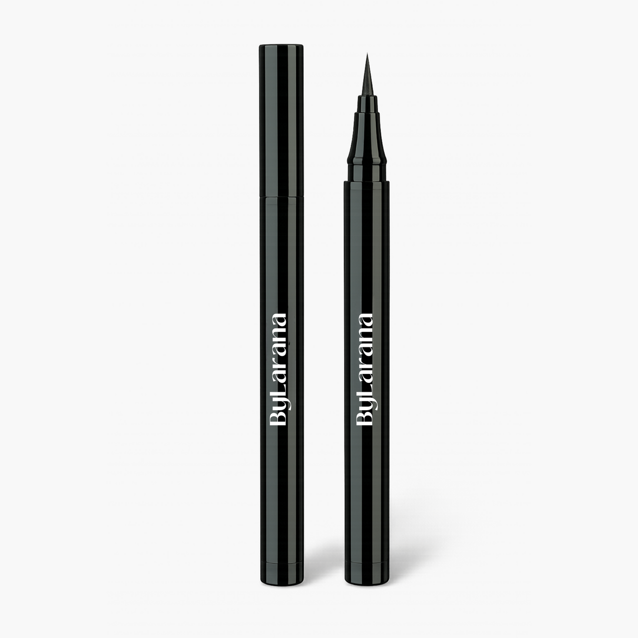 Vedenkestävä Eyeliner